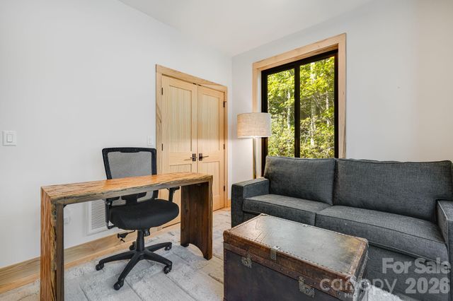 39 Bent Creek Preserve Road, Asheville, NC 28806