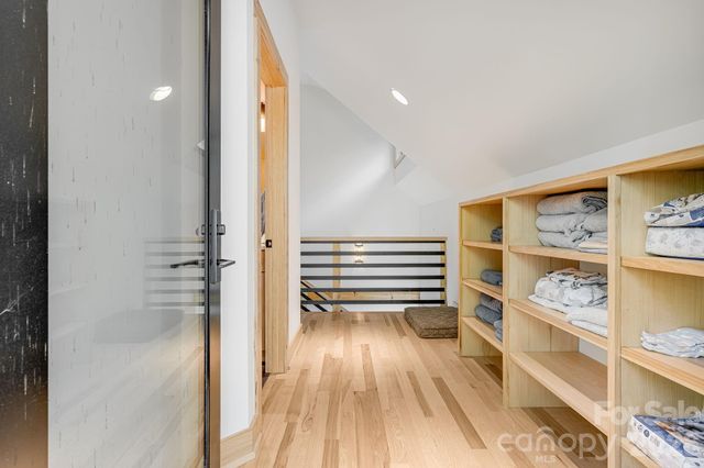 39 Bent Creek Preserve Road, Asheville, NC 28806