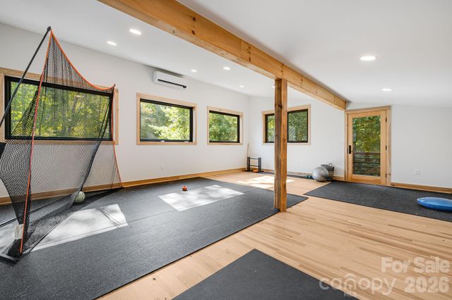 39 Bent Creek Preserve Road, Asheville, NC 28806