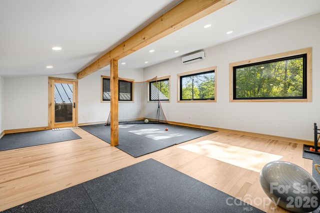 39 Bent Creek Preserve Road, Asheville, NC 28806