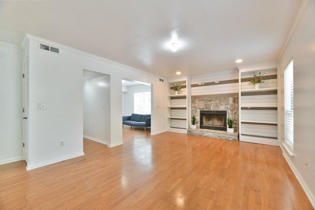 1942 Tison Lane, Mount Pleasant, SC 29464
