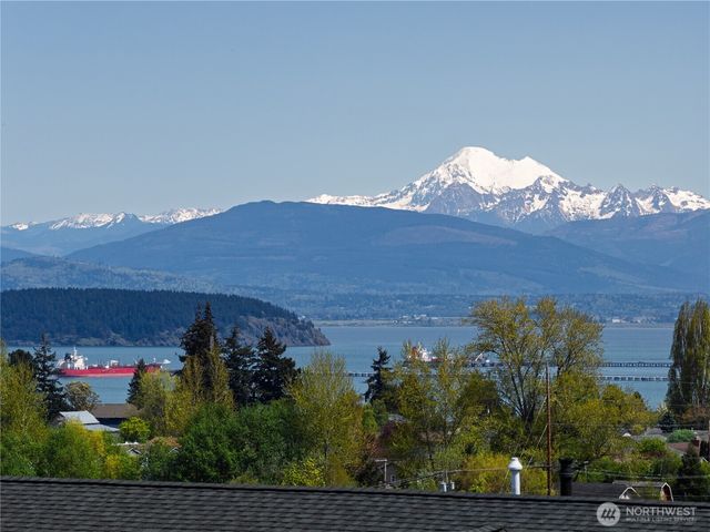 4210 Orchard Avenue, Anacortes, WA 98221