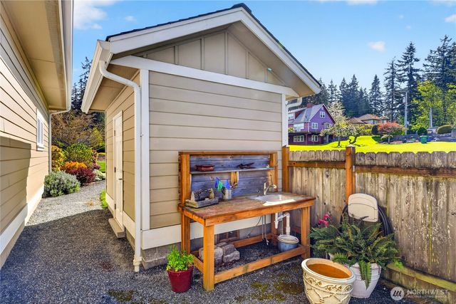 4210 Orchard Avenue, Anacortes, WA 98221