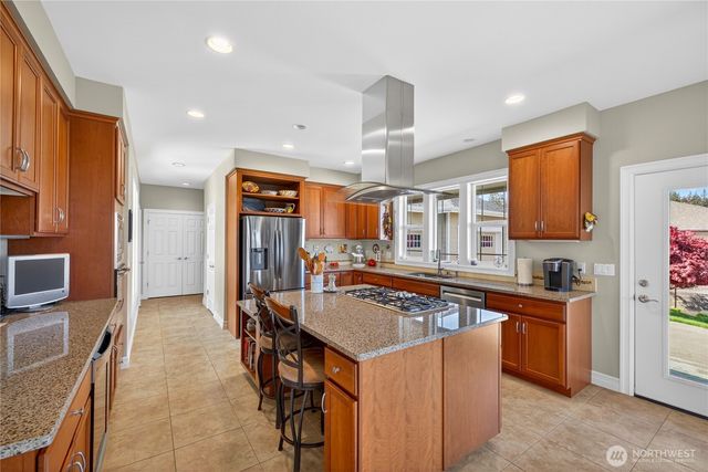 4210 Orchard Avenue, Anacortes, WA 98221