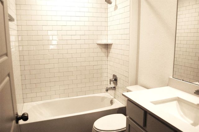 7702 Sleek Flock Lane, Rosharon, TX 77583