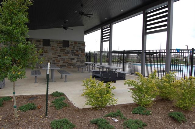 7702 Sleek Flock Lane, Rosharon, TX 77583