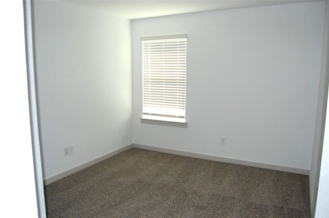 7702 Sleek Flock Lane, Rosharon, TX 77583