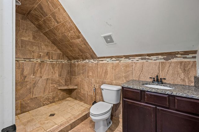 251 Oak Dr, Smithville, TN 37166