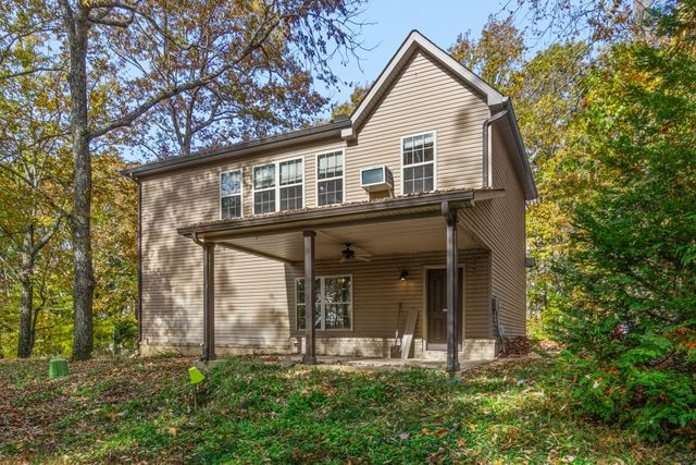 251 Oak Dr, Smithville, TN 37166