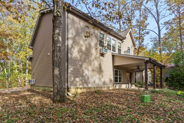 251 Oak Dr, Smithville, TN 37166