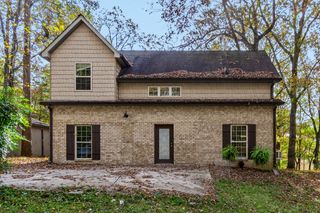 251 Oak Dr, Smithville, TN 37166
