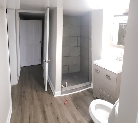 2437 N Central Avenue, Chicago, IL 60639