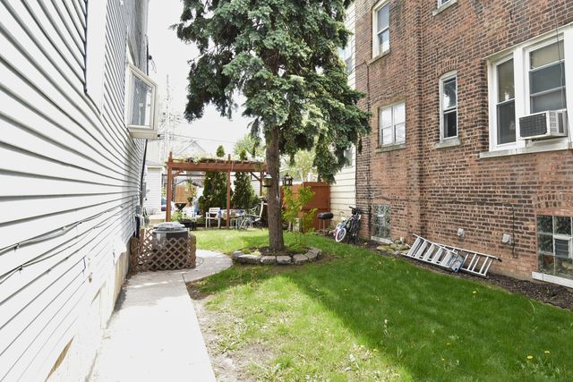2437 N Central Avenue, Chicago, IL 60639