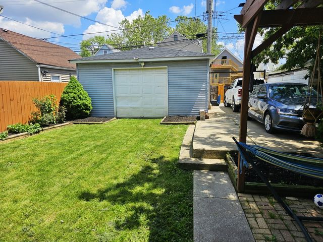 2437 N Central Avenue, Chicago, IL 60639