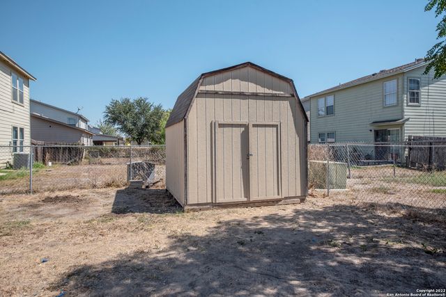 5402 Harefield Dr, San Antonio, TX 78228