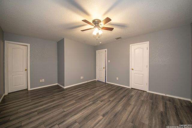 5402 Harefield Dr, San Antonio, TX 78228