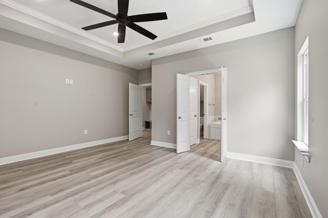 7 St Augustine Ave., Hattiesburg, MS 39402