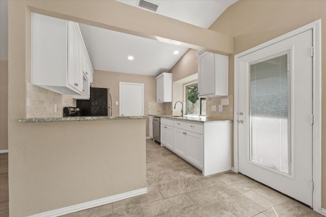 207 Mapleridge Drive, Rockwall, TX 75032
