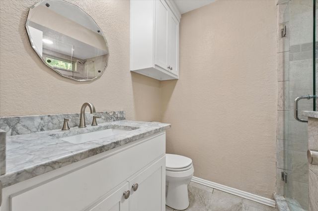 207 Mapleridge Drive, Rockwall, TX 75032