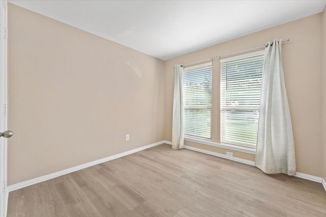 207 Mapleridge Drive, Rockwall, TX 75032
