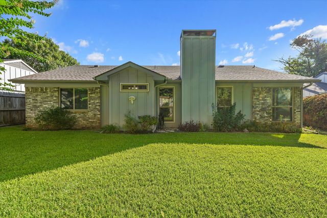 207 Mapleridge Drive, Rockwall, TX 75032