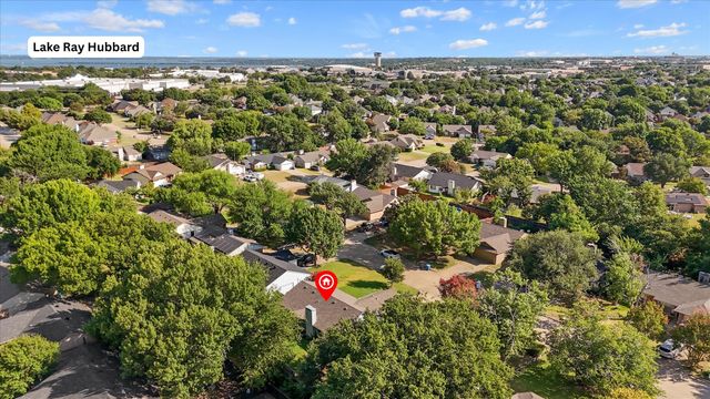 207 Mapleridge Drive, Rockwall, TX 75032