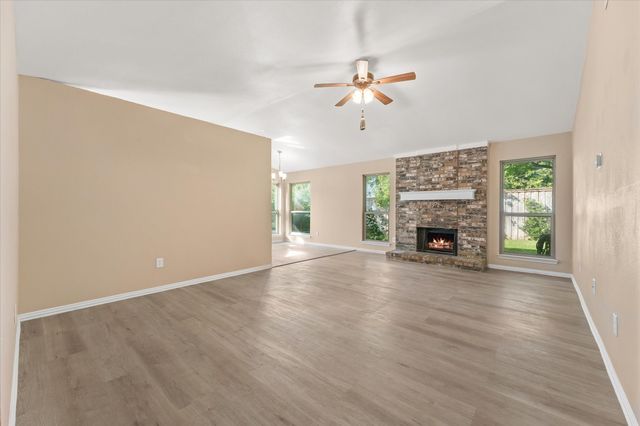 207 Mapleridge Drive, Rockwall, TX 75032