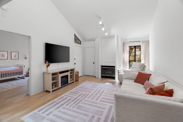 7646 Creekridge Ln, Citrus Heights, CA 95610