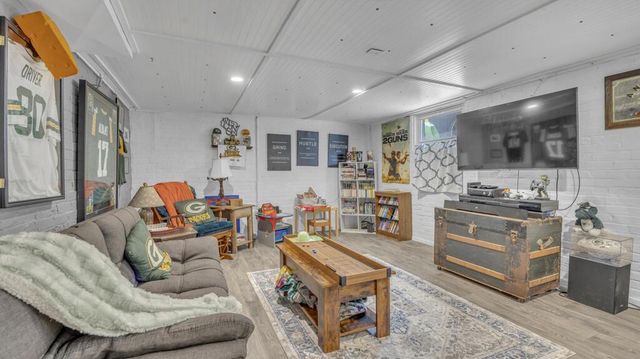 1806 N 12th STREET, Sheboygan, WI 53081