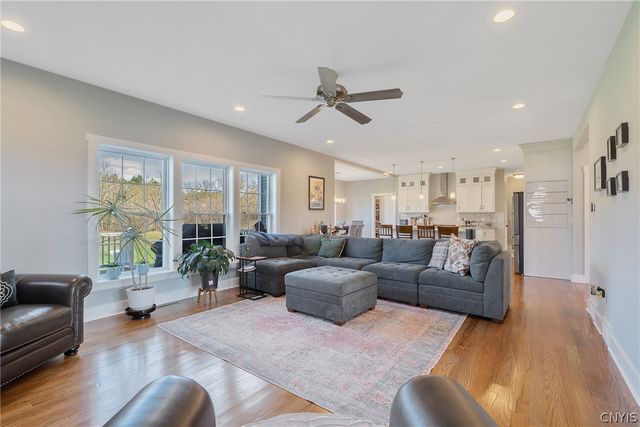 4354 November Lane, Onondaga, NY 13215