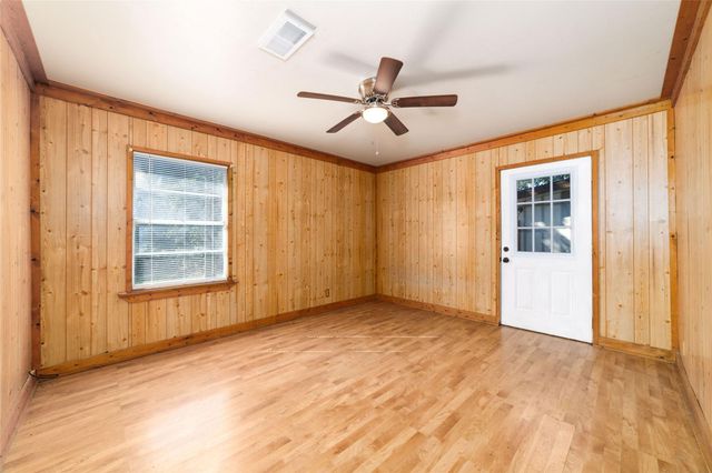 1005 Callahan Avenue, Conroe, TX 77301