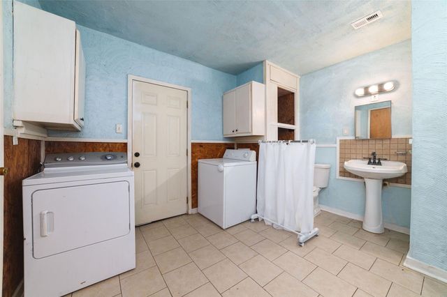 1005 Callahan Avenue, Conroe, TX 77301