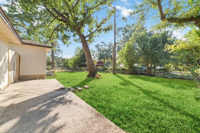 1005 Callahan Avenue, Conroe, TX 77301