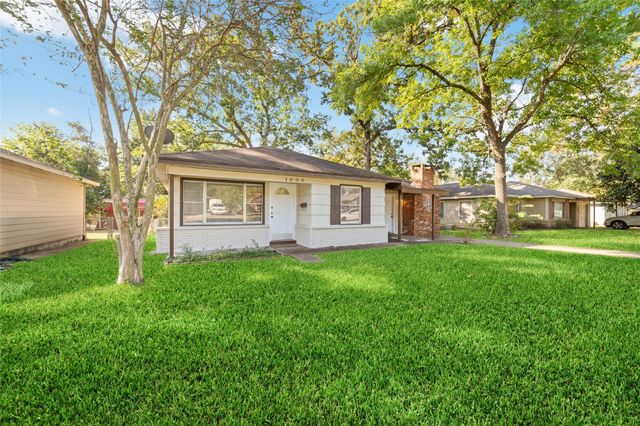 1005 Callahan Avenue, Conroe, TX 77301