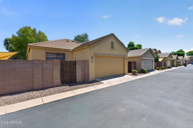 2878 S Arroyo Lane, Gilbert, AZ 85295