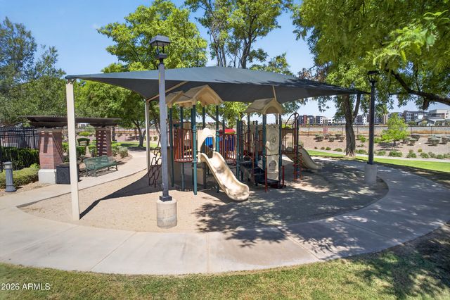 2878 S Arroyo Lane, Gilbert, AZ 85295