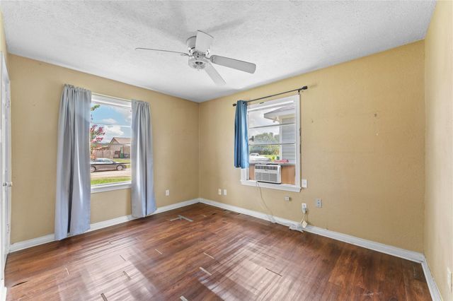 1504 Harris Avenue, Pasadena, TX 77506