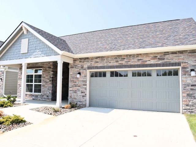 1022 NW Creekside Drive, Waukee, IA 50263