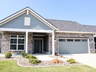 1022 NW Creekside Drive, Waukee, IA 50263