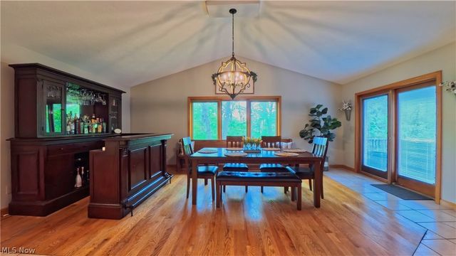 1751 Squaw Creek Drive, Girard, OH 44420