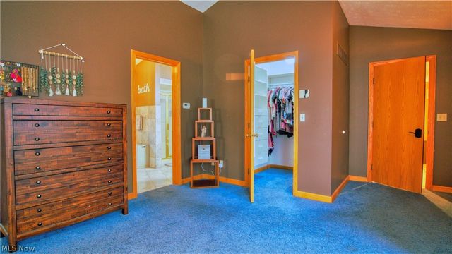 1751 Squaw Creek Drive, Girard, OH 44420