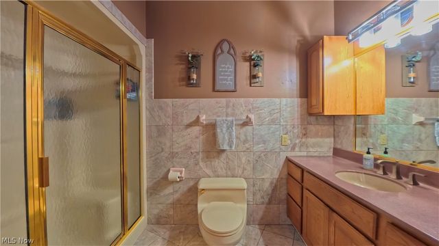 1751 Squaw Creek Drive, Girard, OH 44420