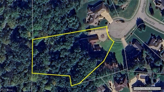 1751 Squaw Creek Drive, Girard, OH 44420