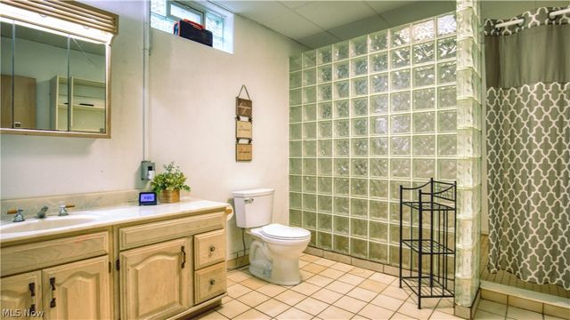 1751 Squaw Creek Drive, Girard, OH 44420