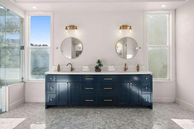 3866 Alta Mesa Drive, Studio City, CA 91604