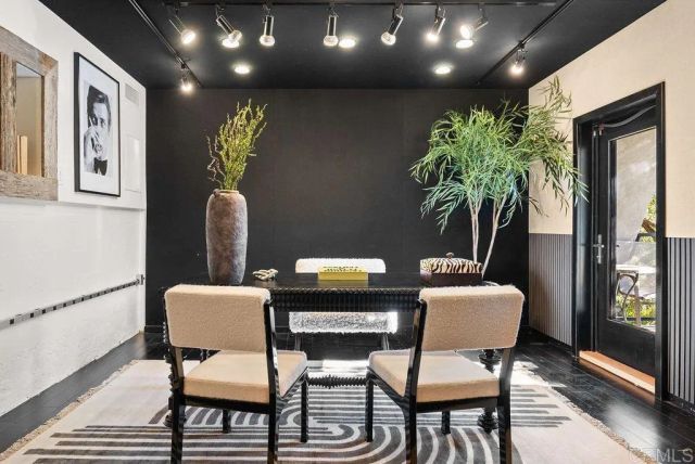 3866 Alta Mesa Drive, Studio City, CA 91604