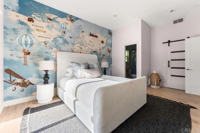 3866 Alta Mesa Drive, Studio City, CA 91604