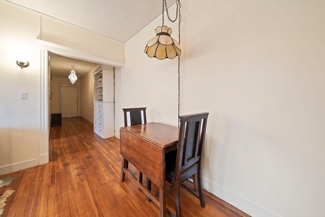 1986 Commonwealth 2, Boston, MA 02135