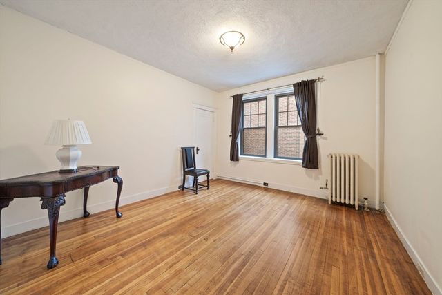 1986 Commonwealth 2, Boston, MA 02135