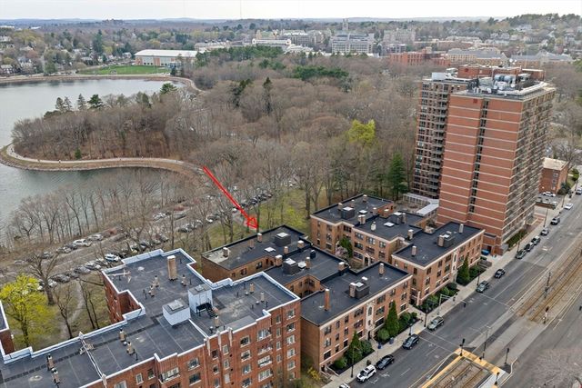 1986 Commonwealth 2, Boston, MA 02135